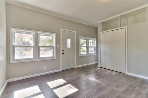 104 W Byron St, Sidney, IL 61877 photo 4