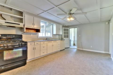 104 W Byron St, Sidney, IL 61877 photo 12