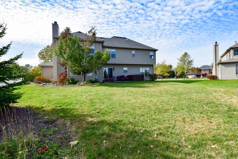 16413 Hidden River Cir, Plainfield, IL 60586 photo 4