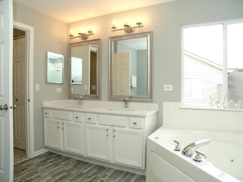 264 Berkeley Dr, Bolingbrook, IL 60440 photo 41