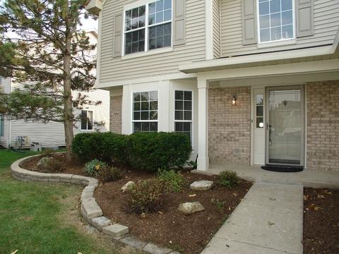 264 Berkeley Dr, Bolingbrook, IL 60440 photo 2