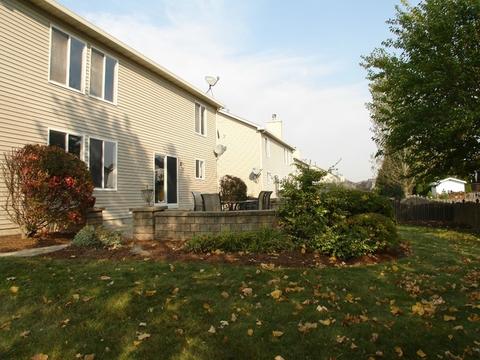264 Berkeley Dr, Bolingbrook, IL 60440 photo 4