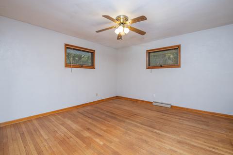 421 E 11th St, Pecatonica, IL 61063 photo 13