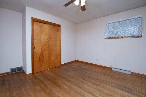421 E 11th St, Pecatonica, IL 61063 photo 17