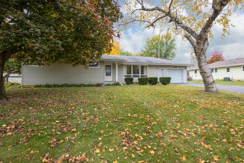 421 E 11th St, Pecatonica, IL 61063 photo 1