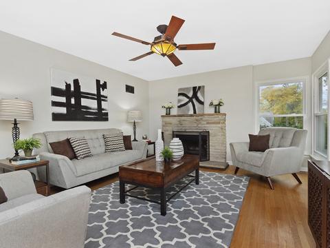 1020 E Willow Ave, Wheaton, IL 60187 photo 2