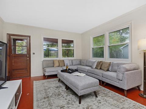 1020 E Willow Ave, Wheaton, IL 60187 photo 7