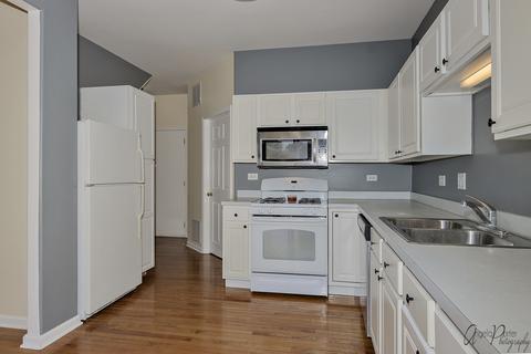 28804 Sawmill Ln, Lakemoor, IL 60051 photo 10