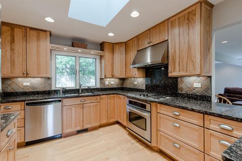 800 Huber Ln, Glenview, IL 60025 photo 3