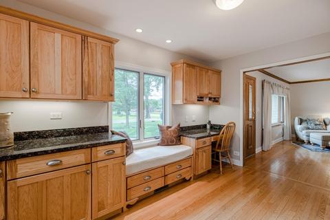 800 Huber Ln, Glenview, IL 60025 photo 5