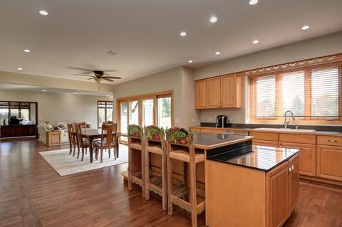 4 N471 Mountain Ash Dr, Wayne, IL 60184 photo 8