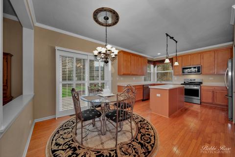 4 Charminster Ct, Algonquin, IL 60102 photo 11