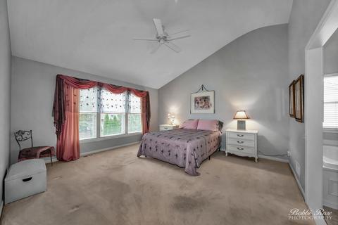 4 Charminster Ct, Algonquin, IL 60102 photo 16