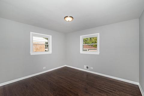 429 N Forest Ave, Hillside, IL 60162 photo 9