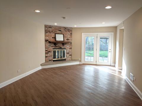 130 S Berteau Ave, Bartlett, IL 60133 photo 6