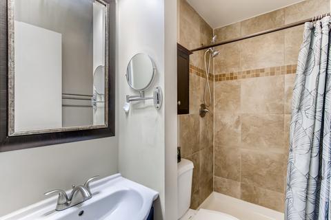 130 S Berteau Ave, Bartlett, IL 60133 photo 5