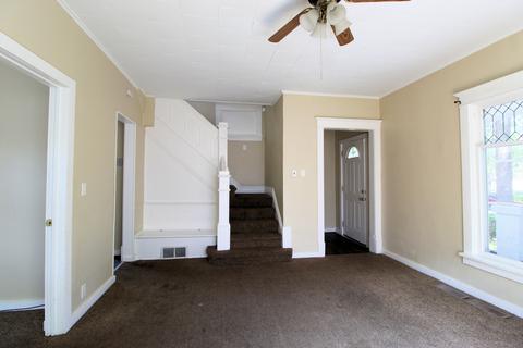 1111 S Osborn Ave, Kankakee, IL 60901 photo 2