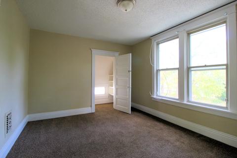1111 S Osborn Ave, Kankakee, IL 60901 photo 7