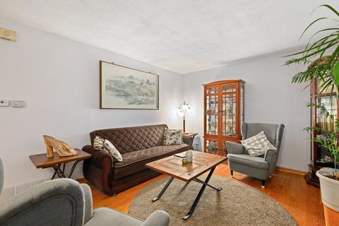 2005 Lancaster Ln, Wheaton, IL 60189 photo 4