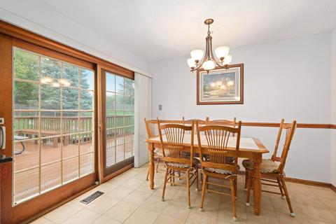 2005 Lancaster Ln, Wheaton, IL 60189 photo 9