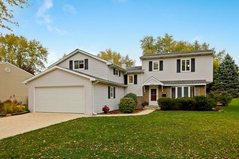 2005 Lancaster Ln, Wheaton, IL 60189 photo 2