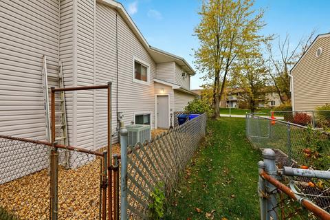 2005 Lancaster Ln, Wheaton, IL 60189 photo 30