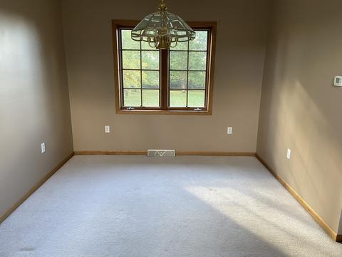 3241 E 8th Rd, Utica, IL 61373 photo 18