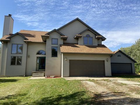3241 E 8th Rd, Utica, IL 61373 photo 1