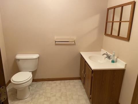 3241 E 8th Rd, Utica, IL 61373 photo 23