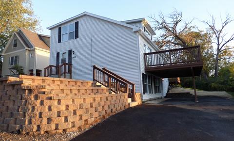 903 Peter St, Mchenry, IL 60051 photo 2