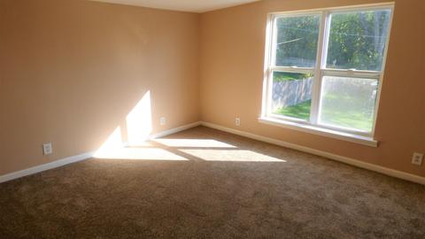 903 Peter St, Mchenry, IL 60051 photo 8