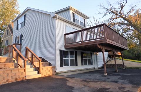 903 Peter St, Mchenry, IL 60051 photo 1