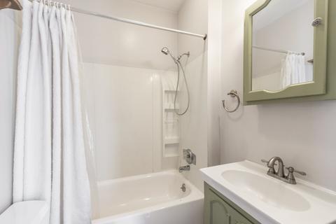 720 Clair St, Elgin, IL 60123 photo 10