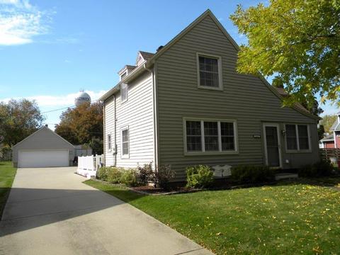 214 Snow St, Chadwick, IL 61014 photo 2