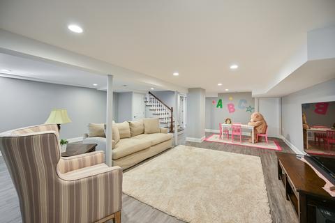 721 E Indiana St, Wheaton, IL 60187 photo 16
