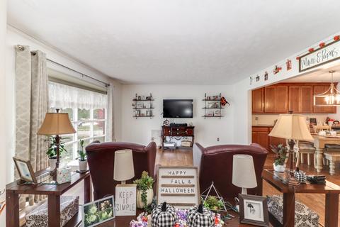 1019 Porter Ln, Normal, IL 61761 photo 2