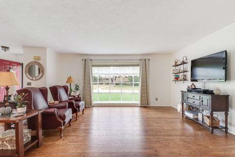 1019 Porter Ln, Normal, IL 61761 photo 3