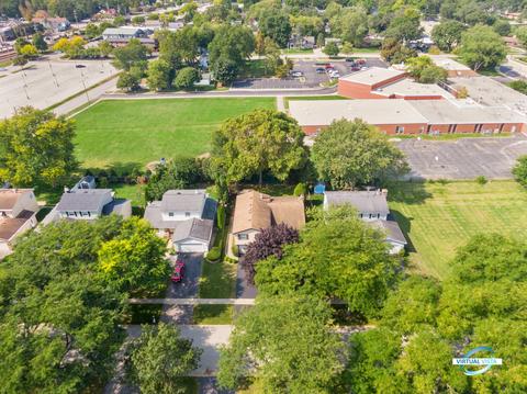 126 S Elroy Ave, Bartlett, IL 60103 photo 2