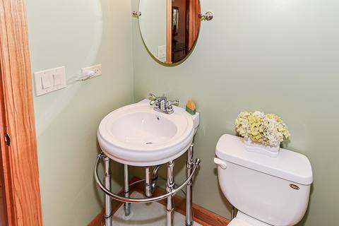 126 S Elroy Ave, Bartlett, IL 60103 photo 17