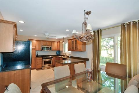 6616 Forestview Dr, Oak Forest, IL 60452 photo 5