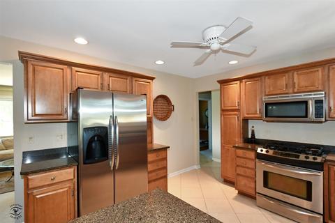 6616 Forestview Dr, Oak Forest, IL 60452 photo 6