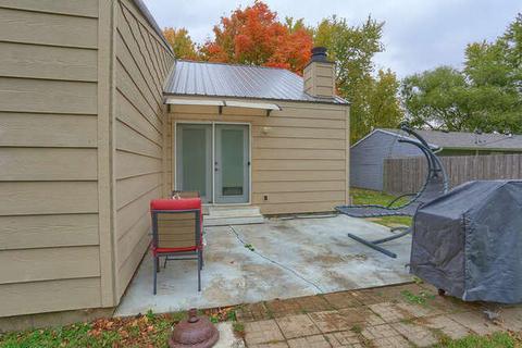 403 E Washington St, Philo, IL 61864 photo 8