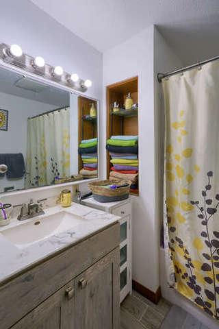 403 E Washington St, Philo, IL 61864 photo 23