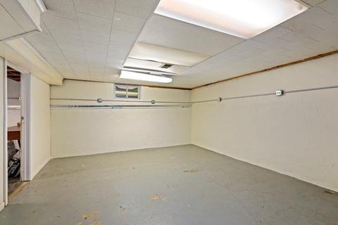 5909 Chicago Ave, Berkeley, IL 60163 photo 24