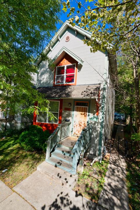 148 E 107th St, Chicago, IL 60628 photo 1