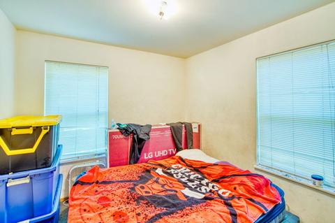 148 E 107th St, Chicago, IL 60628 photo 11