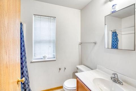 148 E 107th St, Chicago, IL 60628 photo 12