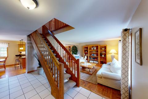 5215 Springdale Ln, Mchenry, IL 60050 photo 3