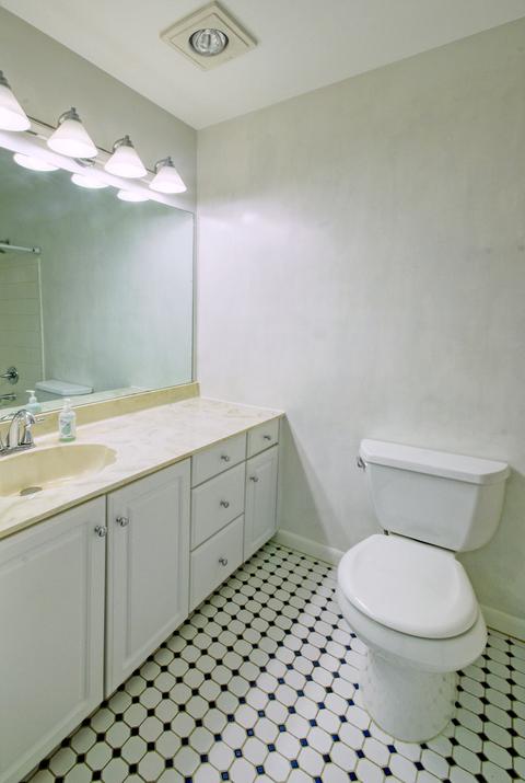 1110 Scanlon Dr #C1, Wheeling, IL 60090 photo 14