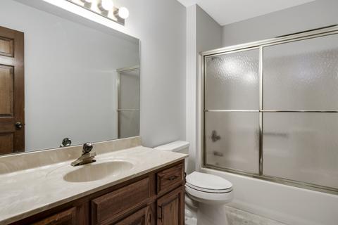 39 Gloucester Cir, Bloomington, IL 61704 photo 22